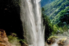 Slap Peričnik - ko stojiš pod njim, spet enkrat začutiš vso mogočnost in moč narave.